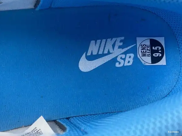 Rep MAX 1 Nike Air Jordan CJ7891-401 UNC SB Low x 0324